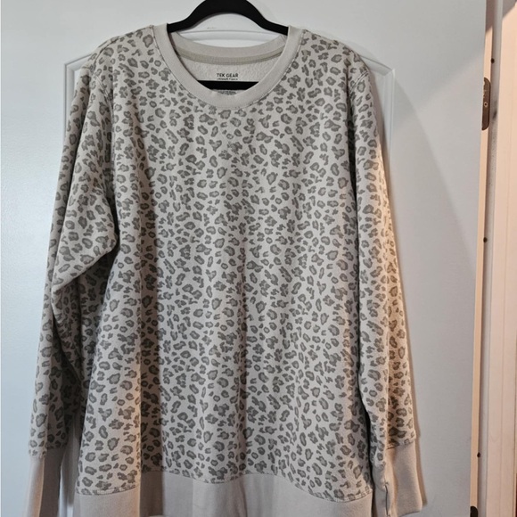 Tek Gear Ultrasoft Fleece Sweatshirt in Cream and Gray - Picture 1 of 4
